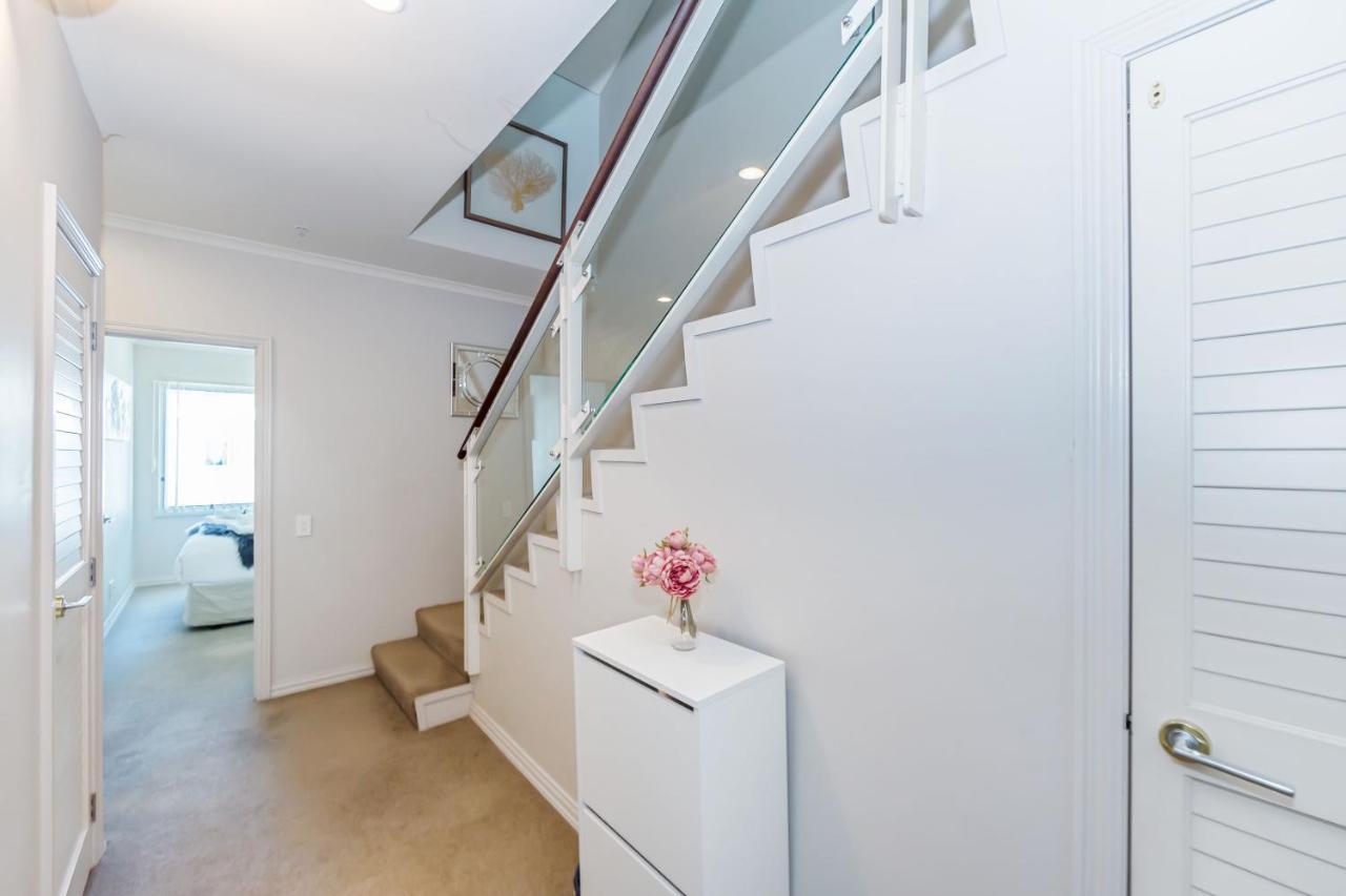 3 Bedroom Penthouse With Fabulous Views Окленд Экстерьер фото